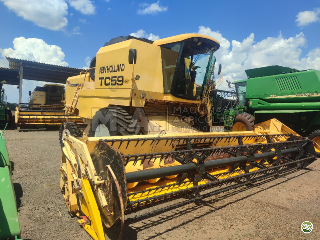 COLHEITADEIRA NEW HOLLAND TC 59 M.A. Máquinas Agrícolas - Medianeira MEDIANEIRA PARANÁ PR